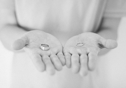 simple andlovely wedding bands Inspiration