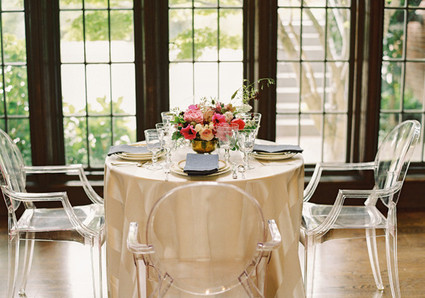 Modern Pink and Navy Tablescape