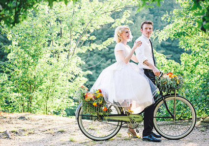 Summer Green Bicycle Portrait Inspiration