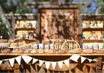 Max and Friends Wedding Inspiration