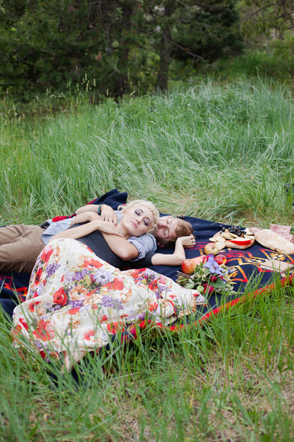 Flower Afternoon Wedding Inspiration