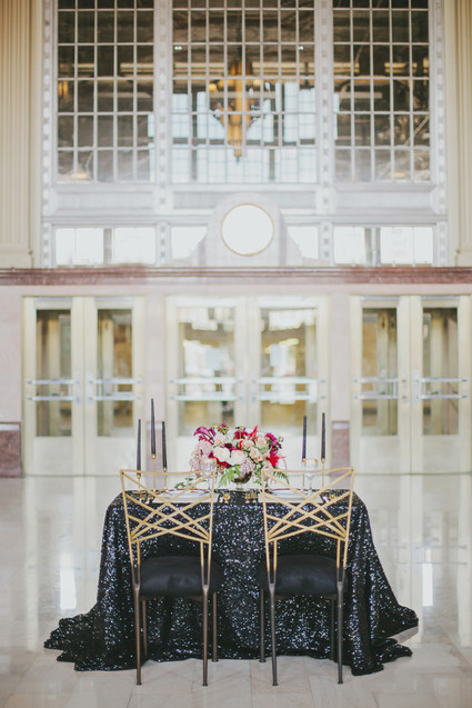 Black and gold tablescape
