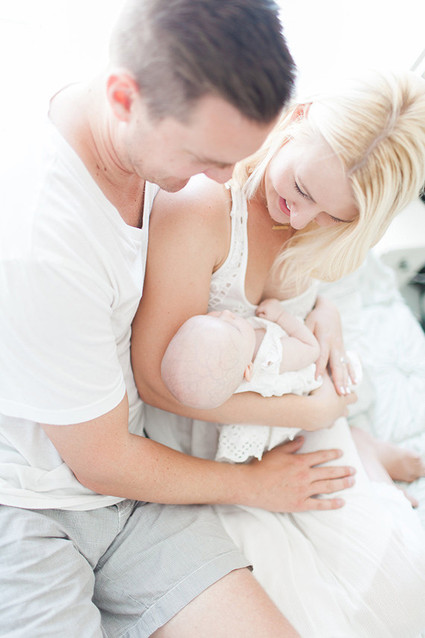 Mother and baby lifestyle photos by Poiema Photography | 100 Layer Cakelet Inspiration
