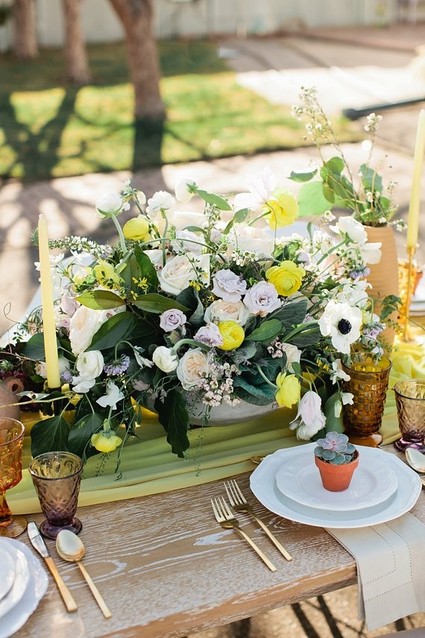 Modern spring wedding inspiration