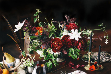 Dramtic Dutch Wedding Flowers Inspiration