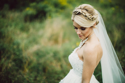 Modern Nebraska Wedding Hairstyle