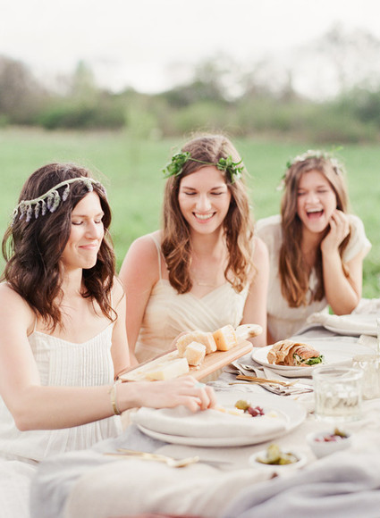 Outdoor spring picnic inspiration