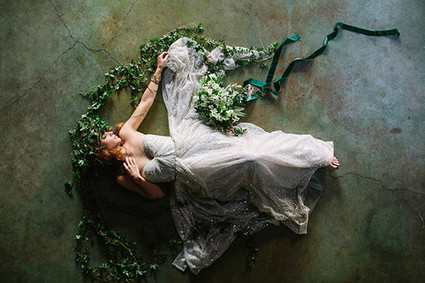 Emerald and gold bridal inspiration