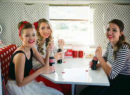 Retro glamper girls shoot