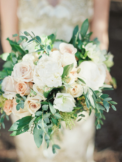 Romantic white and light pink rose bouquet