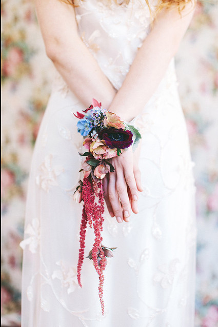 Floral arm band