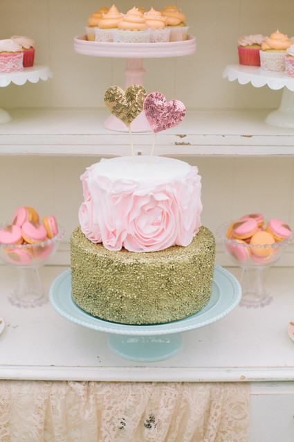 Pink and gold wedding cake Inspiration