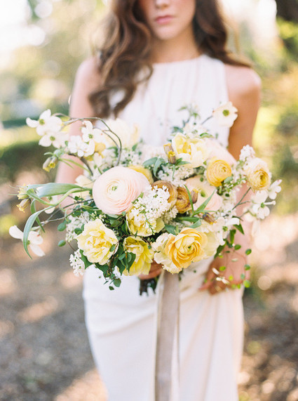 Yellow and white bouquet