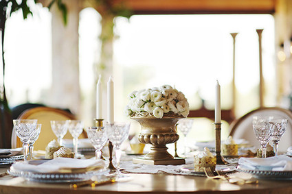 Gold and white tablescape