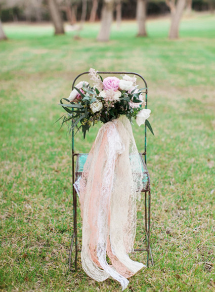 Blush chic bouquet with lace
