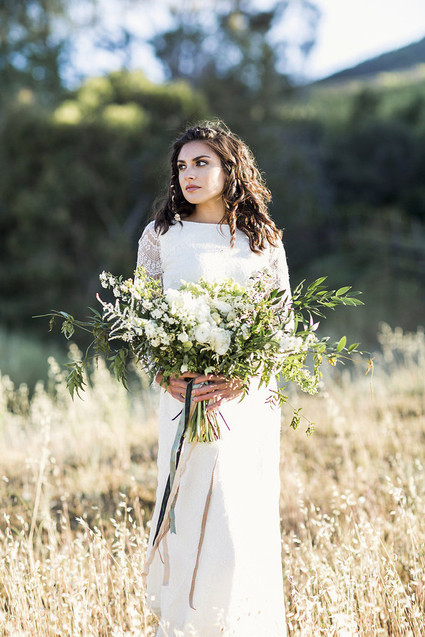 White bridal bouquet