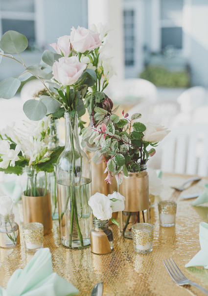Gold and mint wedding decor Inspiration
