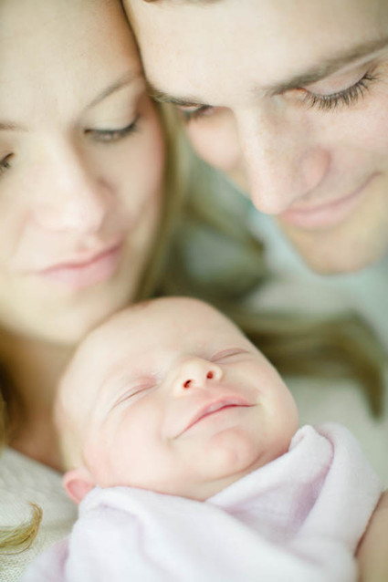 Light airy newborn photos