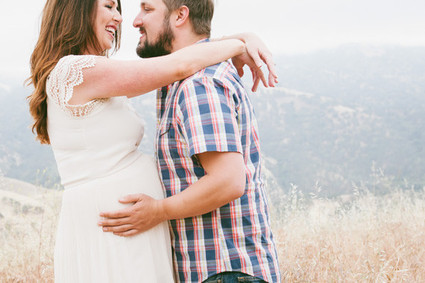 Sacramento maternity photos by Lee Brown