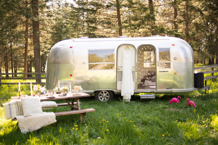 Outdoor Airstream wedding