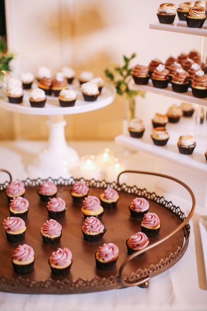 Dessert bar