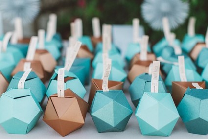 Geometric escort card table