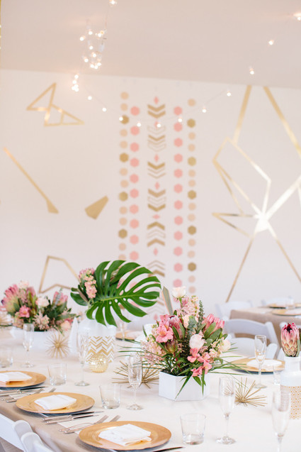 Modern gold tablescape