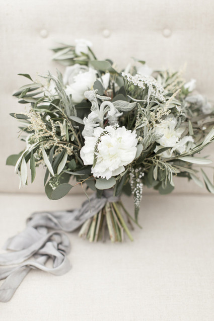 Elegant bridal bouquet