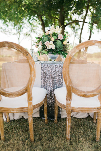 Outdoor glitzy Texas wedding inspiration