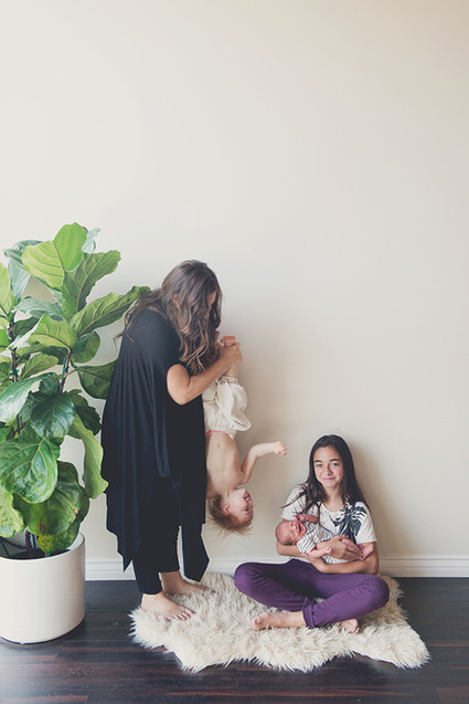 los angeles newborn photos by max and friends