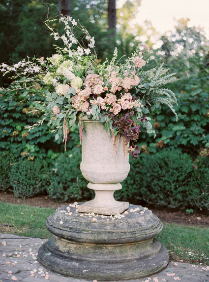 Summer wedding florals