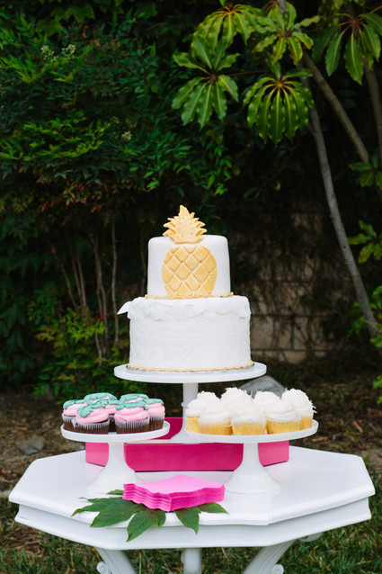 Cake table display