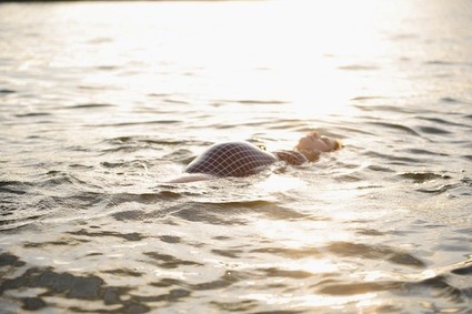 Lakeside maternity photos