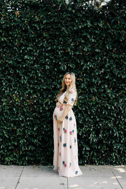 Spring maternity photos