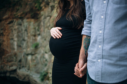 rock quarry maternity photos
