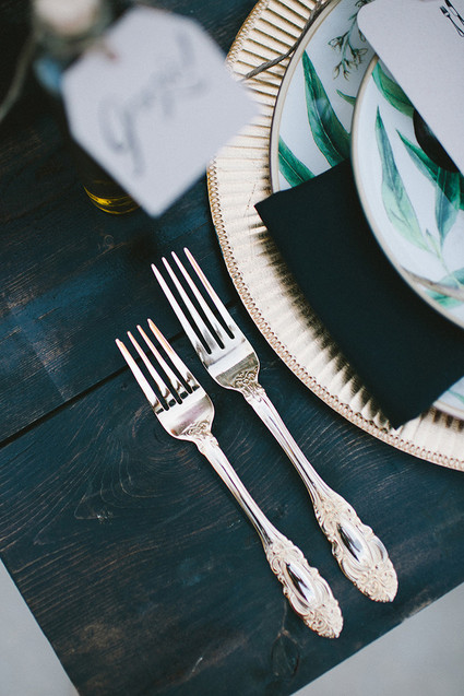 Gold tableware