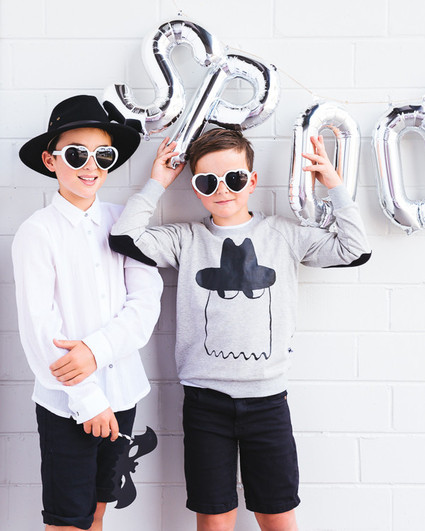 modern halloween party