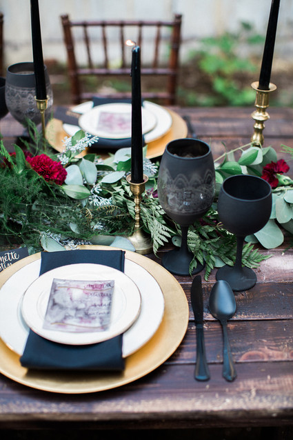 Black and gold place setting