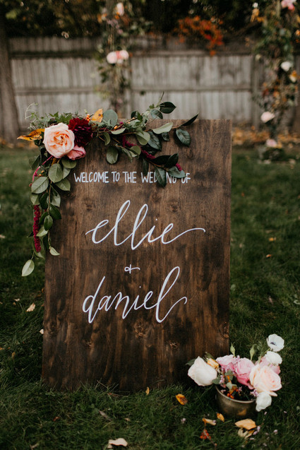Wooden wedding welcome sign Inspiration