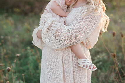 Mother and child maternity photos