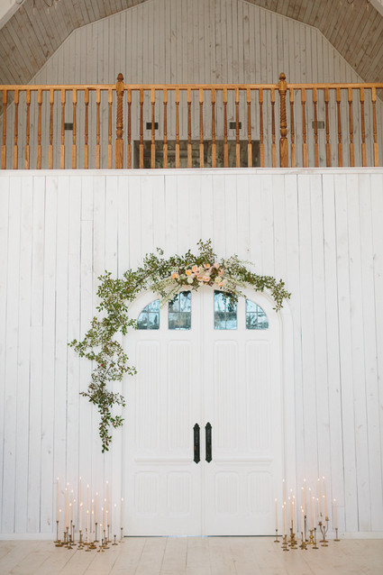 Floral ceremony arch DIY