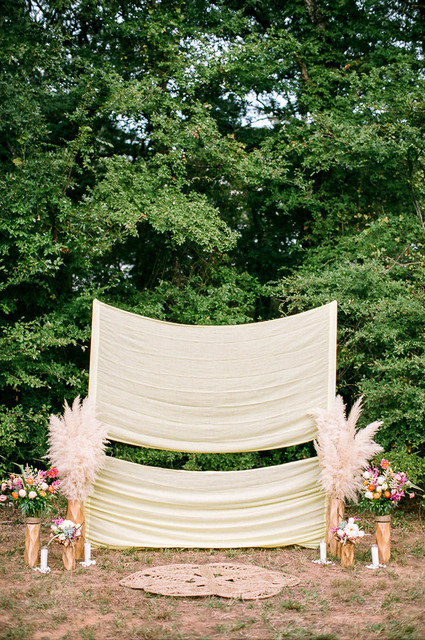 Bohemian ceremony decor