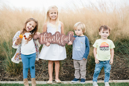 Kids thanksgiving table