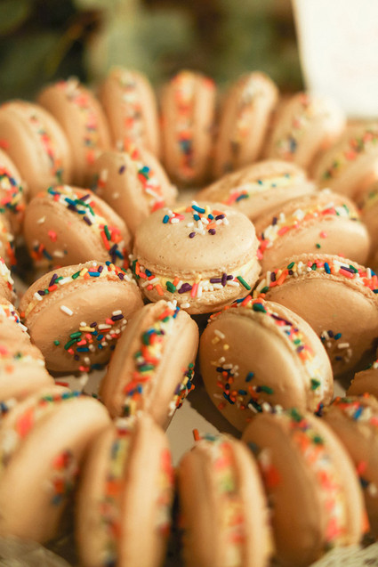Sprinkle macarons