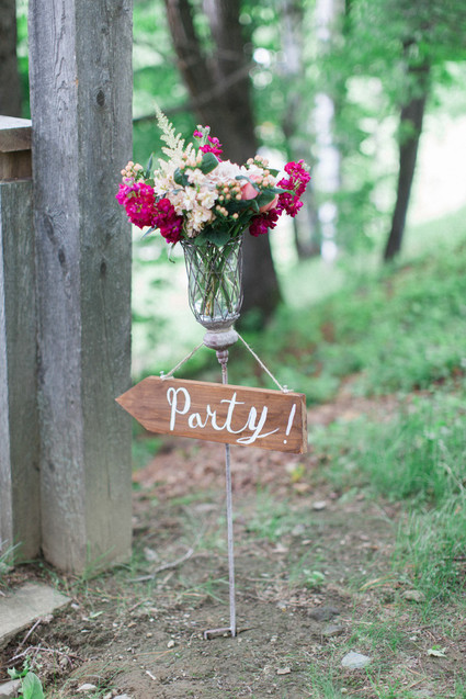 Rustic wedding signage