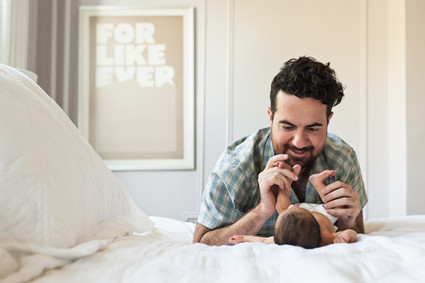 lifestyle newborn photos