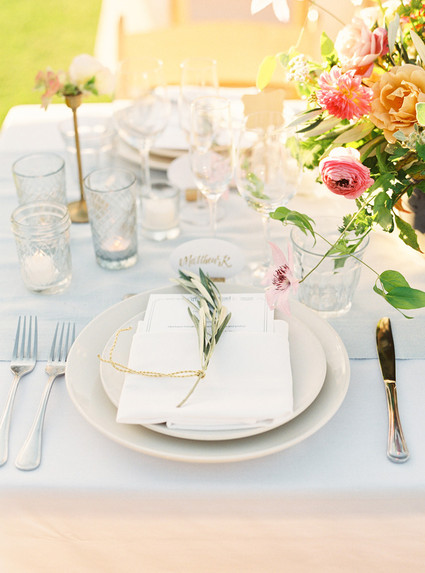 Summer wedding tablescape