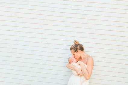 beachy newborn photos in Malibu
