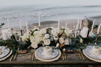 Seaside wedding tablescape