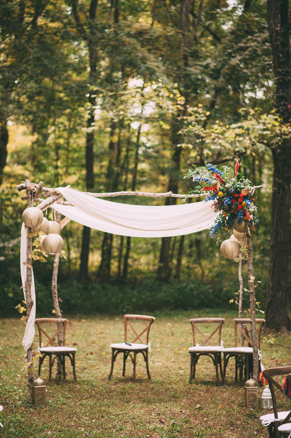 DIY woodsy wedding